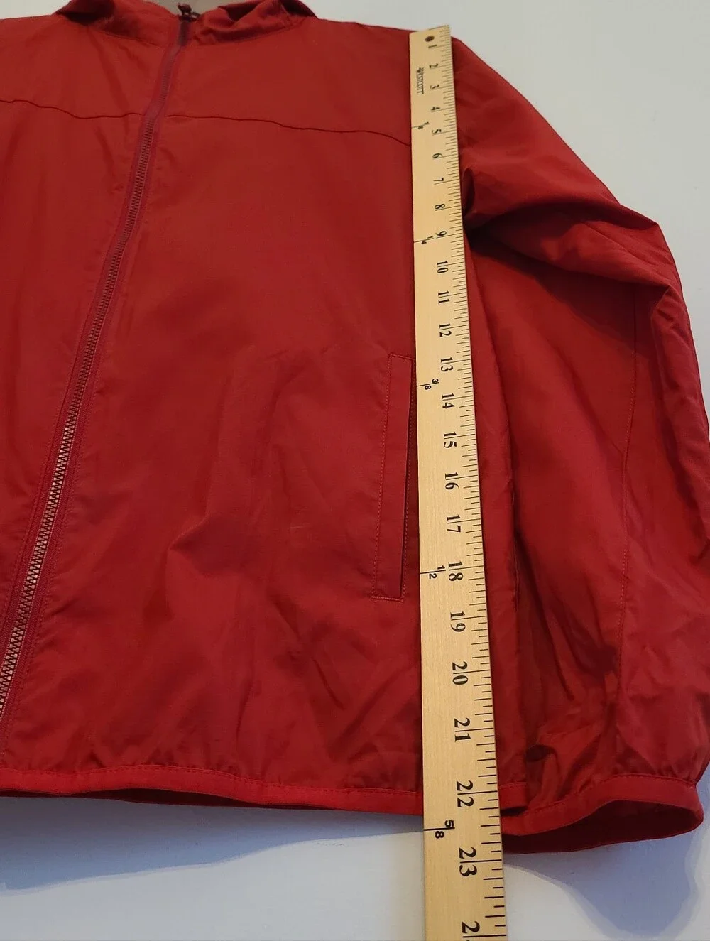 Uniqlo Kid's Lightweight Red Hooded Jacket Size 13 Or XS Adults